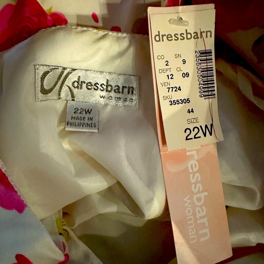 Dress Barn beautiful floral dress size 22W - Picture 10 of 10